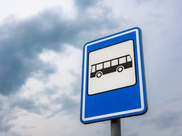Autobusy zastępują pociągi na trasie programu Kolej Plus w Końskich