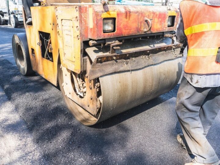 Nowe inwestycje drogowe w Powiecie Koneckim zakończone sukcesem