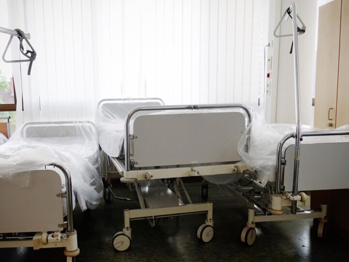 Miód dla pacjentów koneckiego ZOL-u – słodki gest solidarności